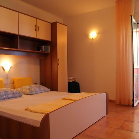 Barbat na Rabu Apartments Banic מראה חיצוני תמונה