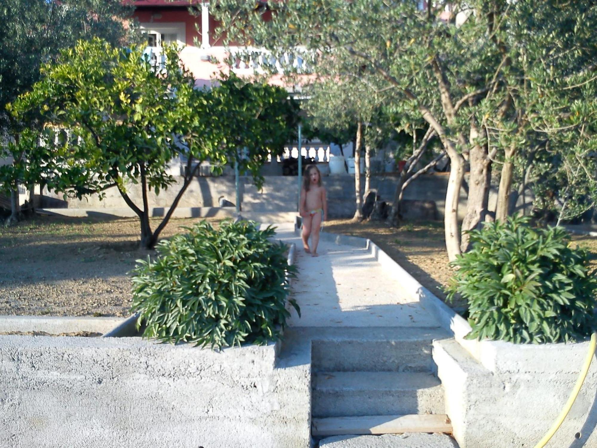 Barbat na Rabu Apartments Banic מראה חיצוני תמונה