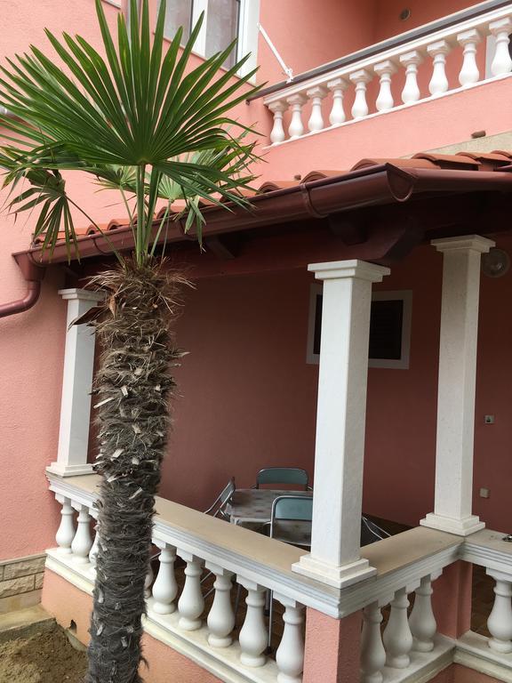 Barbat na Rabu Apartments Banic מראה חיצוני תמונה