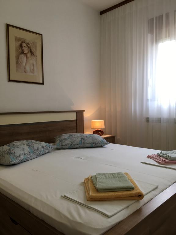 Barbat na Rabu Apartments Banic מראה חיצוני תמונה