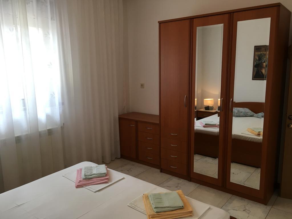 Barbat na Rabu Apartments Banic מראה חיצוני תמונה